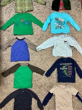 jumping beans Bright Green Long-Sleeve Raglan Tee with Dark Gray Sleeves